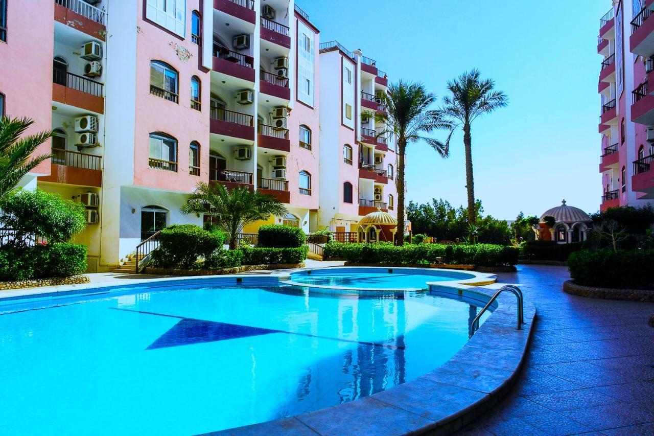Desert Pearl Apartment Хургада Екстериор снимка