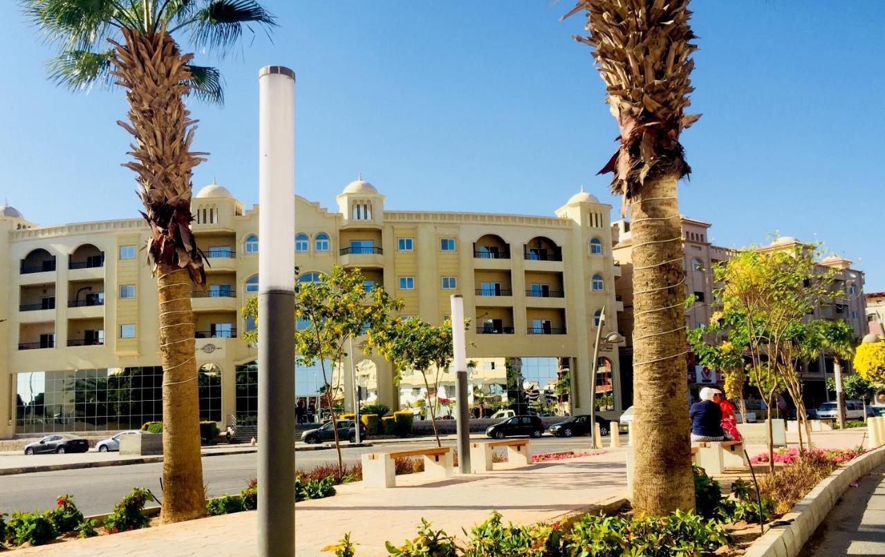 Desert Pearl Apartment Хургада Екстериор снимка