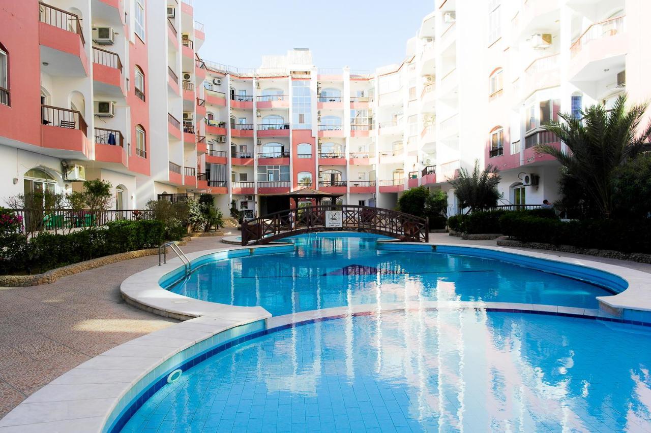 Desert Pearl Apartment Хургада Екстериор снимка