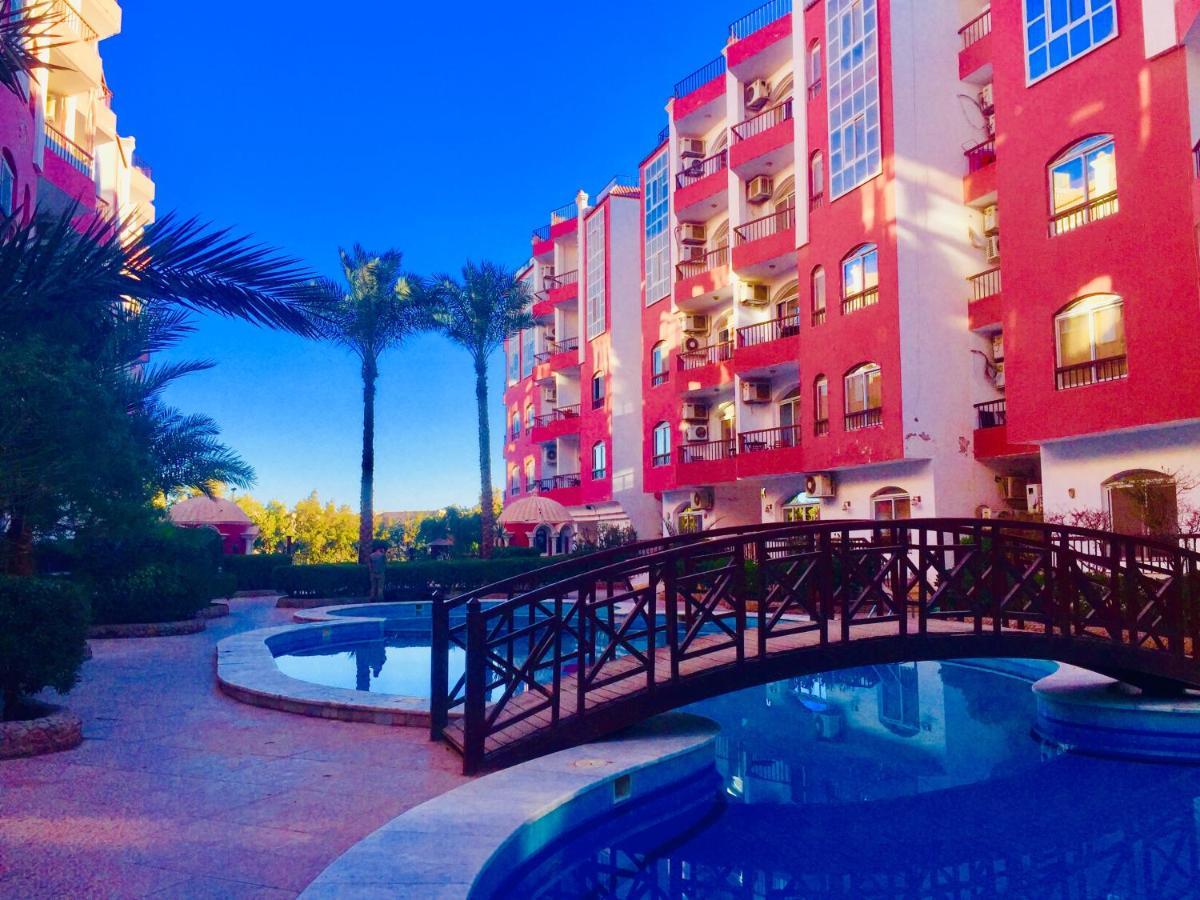 Desert Pearl Apartment Хургада Екстериор снимка